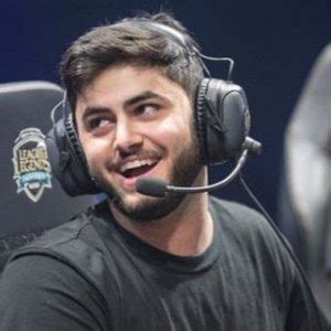 twitch yassuo.